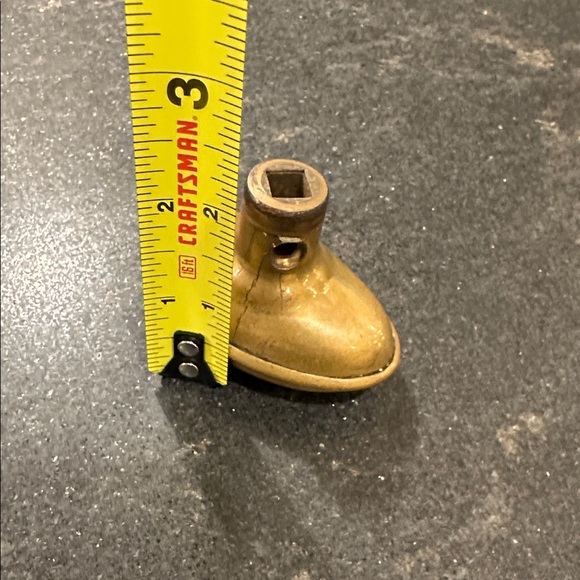 ANTIQUE BRASS OVAL DOOR KNOB WITH BEADING - Picture 7 of 10